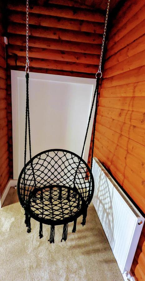 Kaoglen-Spruce-Hot Tub-Forrest Setting-Pet Friendly Villa Balnald Eksteriør bilde