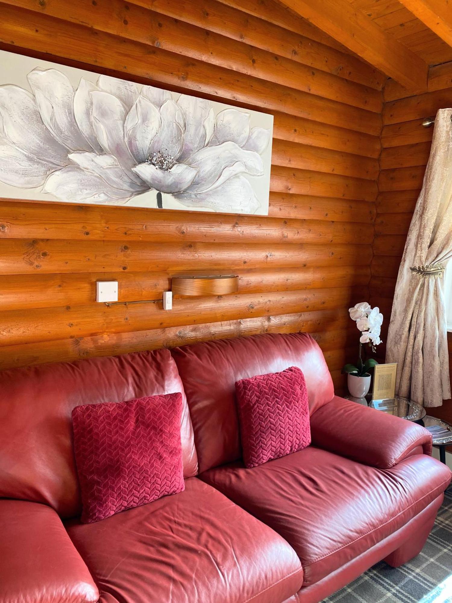 Kaoglen-Spruce-Hot Tub-Forrest Setting-Pet Friendly Villa Balnald Eksteriør bilde